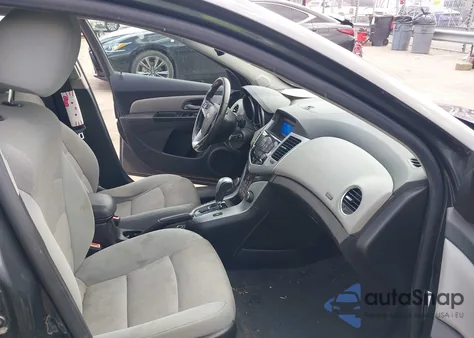 2013 Chevrolet Cruze 1Lt Auto from USA, damaged, VIN 1G1PC5SB0D7112319